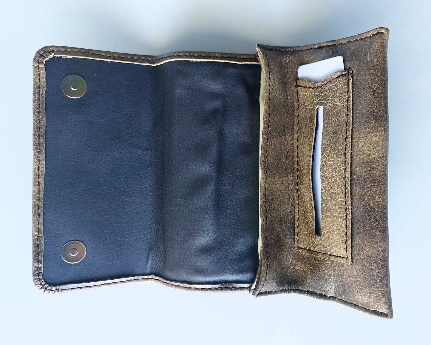 Handmade Tobacco Pouch with Latex Lining – Vegan Leather – Durable & Stylish – Black / Grey / Olive