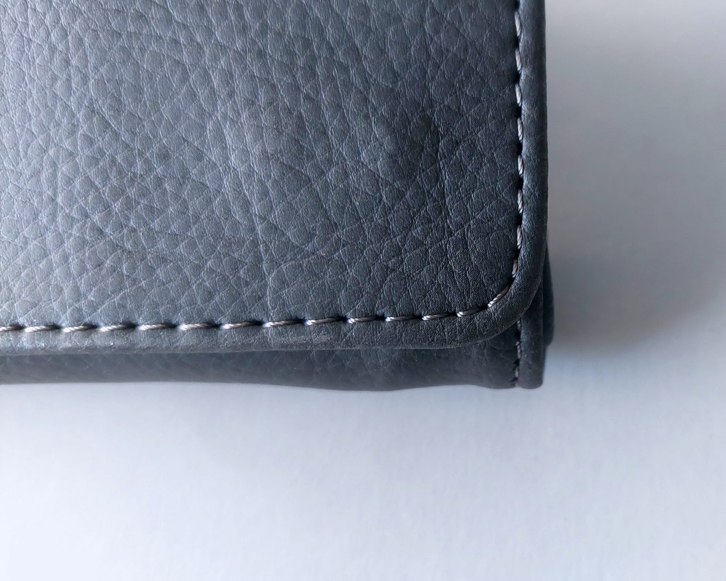 Handmade Tobacco Pouch with Latex Lining – Vegan Leather – Durable & Stylish – Black / Grey / Olive - GreekproducTreasures